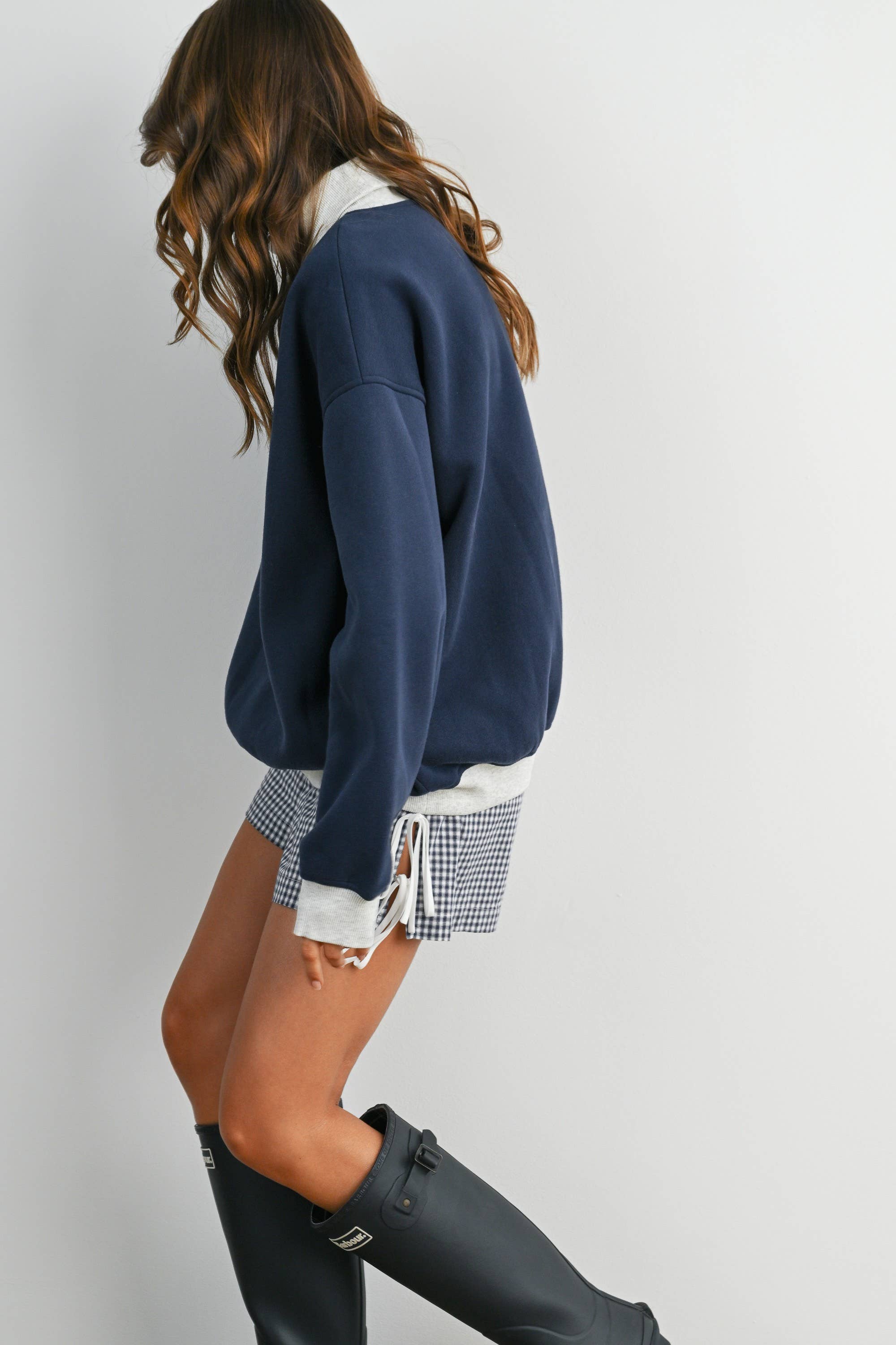 Cozy Contrast Turtleneck Sweatshirt-BMT8577